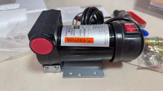 The 24V fuel pump for excavators is suitable for excavators and construction machinery of series such as Komatsu, Kobelco, Hitachi, Caterpillar, and Daewoo.