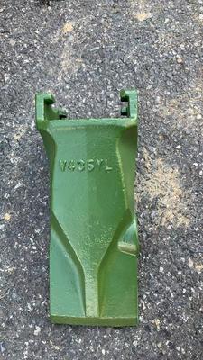 V43 Heavy-duty Bucket Teeth, Compatible with CAT E330/E336, Hitachi ZX350 Excavators, Alloy Steel Wear-resistant Shovel TeethV43RC、V43SYL、V43PN、V43SDX、V43ARH