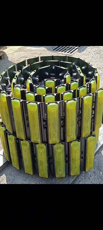 Excavator Track Chain Assembly with Rubber Plate, Track Chain with Pad Assembly for Undercarriage Parts